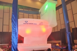 SOMMET MONDIAL DES TOILETTES : l’organisation mondiale des toilettes veut s’appuyer sur l’AAE pour créer des organisations nationales des toilettes sur le continent africain